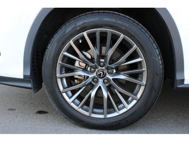 RX RX450h Fスポーツ 禁煙車 サンルーフ パノラマビュー 三眼LED クリアランスソナー 赤革エアシート 前後シートヒーター BSM カラーHUD メモリ付きパワーシート クルコン 後席電動格納 純正20インチAW(41枚目)