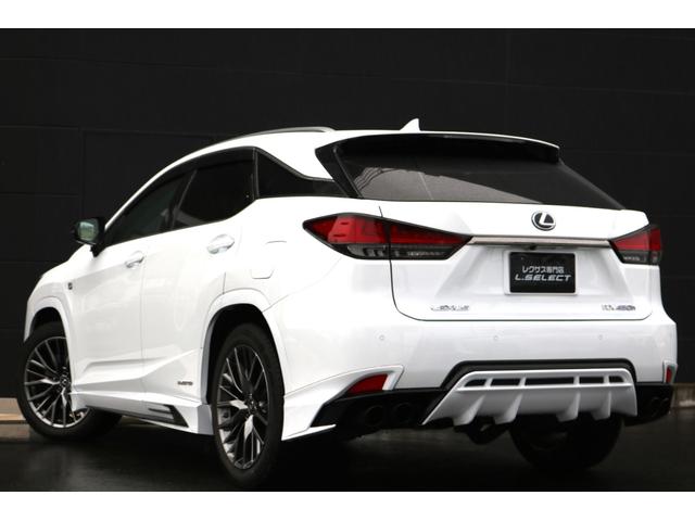 RX RX450h Fスポーツ 禁煙車 TRDフルエアロ・マフラー パノラマSR ルーフレール パノラマビュー 三眼LED クリアランスソナー 赤革エアシート 前後シートヒーター BSM カラーHUD 純正20インチAW(8枚目)