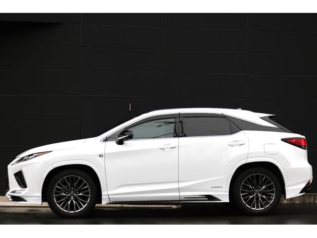 RX RX450h Fスポーツ 禁煙車 TRDフルエアロ・マフラー パノラマSR ルーフレール パノラマビュー 三眼LED クリアランスソナー 赤革エアシート 前後シートヒーター BSM カラーHUD 純正20インチAW(11枚目)