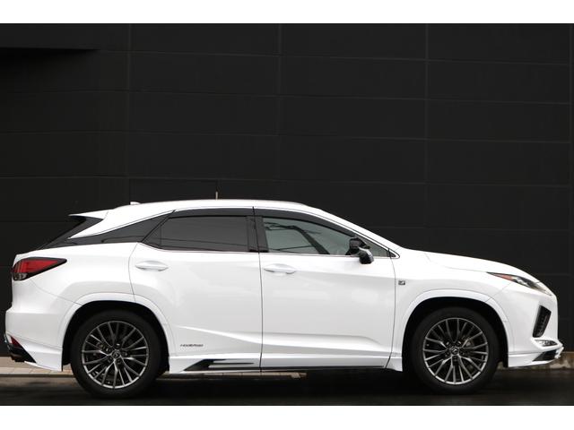 RX RX450h Fスポーツ 禁煙車 TRDフルエアロ・マフラー パノラマSR ルーフレール パノラマビュー 三眼LED クリアランスソナー 赤革エアシート 前後シートヒーター BSM カラーHUD 純正20インチAW(12枚目)