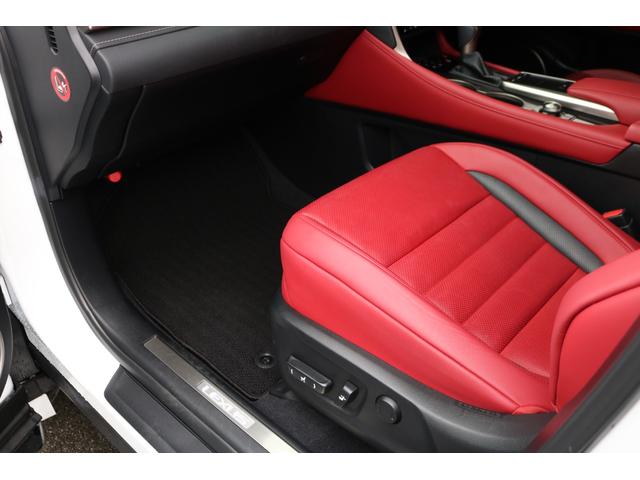 RX RX450h Fスポーツ 禁煙車 TRDフルエアロ・マフラー パノラマSR ルーフレール パノラマビュー 三眼LED クリアランスソナー 赤革エアシート 前後シートヒーター BSM カラーHUD 純正20インチAW(17枚目)