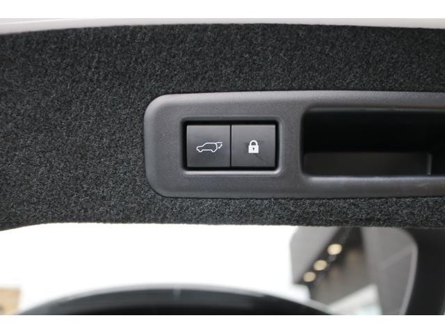 RX RX450h Fスポーツ 禁煙車 TRDフルエアロ・マフラー パノラマSR ルーフレール パノラマビュー 三眼LED クリアランスソナー 赤革エアシート 前後シートヒーター BSM カラーHUD 純正20インチAW(38枚目)