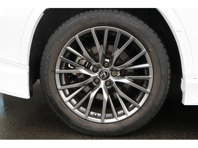 RX RX450h Fスポーツ 禁煙車 TRDフルエアロ・マフラー パノラマSR ルーフレール パノラマビュー 三眼LED クリアランスソナー 赤革エアシート 前後シートヒーター BSM カラーHUD 純正20インチAW(42枚目)