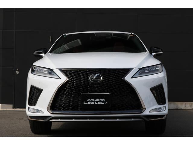 ＲＸ ＲＸ３００　Ｆスポーツ　ワンオーナー　禁煙車　ＳＲ　パノラマビュー　クリアランスソナー　三眼ＬＥＤ　ＢＳＭ　カラーＨＵＤ　赤革エアシート　前後シートヒーター　メモリ付きパワーシート　クルコン　後席電動格納　純正２０インチＡＷ（7枚目）