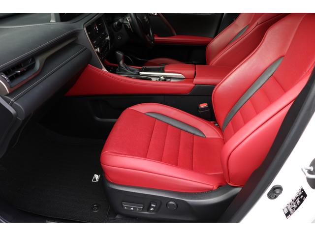 ＲＸ ＲＸ３００　Ｆスポーツ　ワンオーナー　禁煙車　ＳＲ　パノラマビュー　クリアランスソナー　三眼ＬＥＤ　ＢＳＭ　カラーＨＵＤ　赤革エアシート　前後シートヒーター　メモリ付きパワーシート　クルコン　後席電動格納　純正２０インチＡＷ（16枚目）
