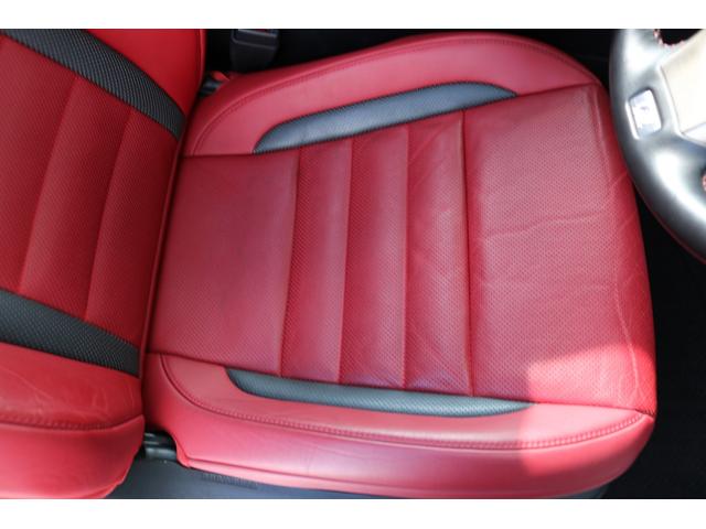 ＲＸ ＲＸ３００　Ｆスポーツ　ワンオーナー　禁煙車　ＳＲ　パノラマビュー　クリアランスソナー　三眼ＬＥＤ　ＢＳＭ　カラーＨＵＤ　赤革エアシート　前後シートヒーター　メモリ付きパワーシート　クルコン　後席電動格納　純正２０インチＡＷ（25枚目）