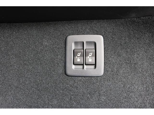 ＲＸ ＲＸ３００　Ｆスポーツ　ワンオーナー　禁煙車　ＳＲ　パノラマビュー　クリアランスソナー　三眼ＬＥＤ　ＢＳＭ　カラーＨＵＤ　赤革エアシート　前後シートヒーター　メモリ付きパワーシート　クルコン　後席電動格納　純正２０インチＡＷ（39枚目）