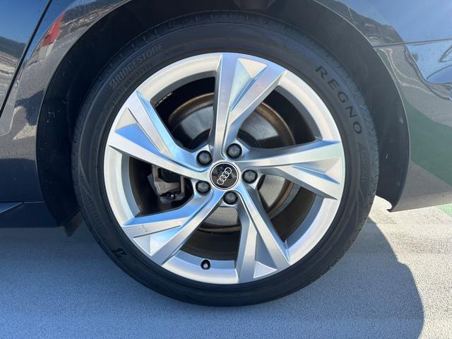 Ａ４アバント ３５ＴＦＳＩ　Ｓライン　★３６０°カメラ★アダプティブクルーズコントロール★前後ドライブレコーダー（19枚目）