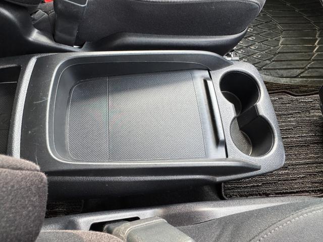 アルファード 2.5S 期間限定掲載!!早い者勝ち!!両側パワスラ・フルセグTV・後席モニター・CD/DVD・ドラレコ前後(28枚目)