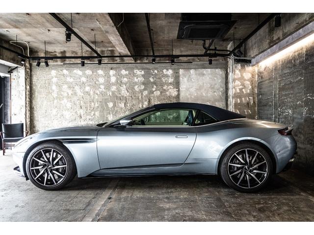 ＤＢ１１ Ｖ８　左Ｈ　エクステリアブラックパック　３６０°カメラ（10枚目）