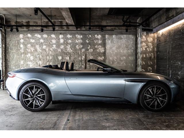 ＤＢ１１ Ｖ８　左Ｈ　エクステリアブラックパック　３６０°カメラ（34枚目）