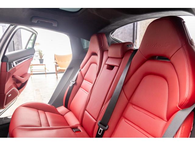 パナメーラ ターボS(56枚目)