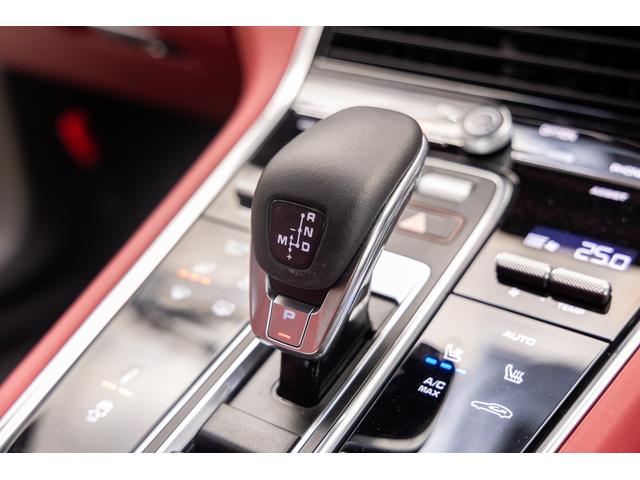 パナメーラ ターボS(68枚目)