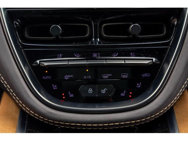 DBX ベースグレード(49枚目)