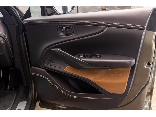 DBX ベースグレード(64枚目)