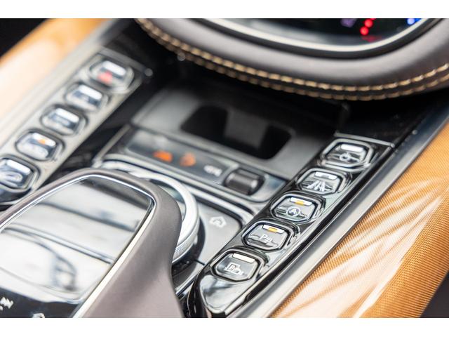 DBX ベースグレード(69枚目)