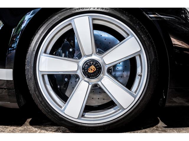 911 911ターボ50イヤーズ(32枚目)