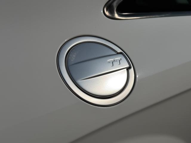 ＴＴクーペ ２．０ＴＦＳＩ　クワトロ　Ｓラインリミテッド　４ＷＤ　地デジナビ　ドライブレコーダー　レーダー探知機　オートエアコン　オートライト　キーレス　パワーシート　ハーフレザーシート　ターボ　スペアキー（19枚目）