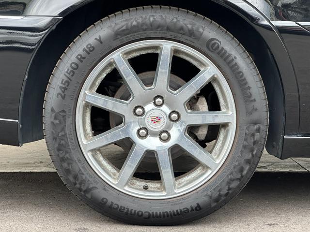キャデラックＤＴＳ ４．６Ｌ　２００７ｙモデル　正規ディーラー車　ブラックレザー　純正ＤＶＤナビゲーション　シートヒーター＆クーラー　セカンドシートヒーター　前後障害物センサー　純正１８インチＡＷ（15枚目）
