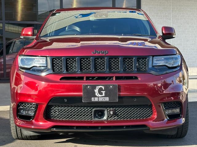 ジープ・グランドチェロキー SRT8 2019yモデル 正規ディーラー車 ワンオーナー パノラマサンルーフ ハーフレザーシート フルセグナビ AppleCarPlay&AndroidAuto ヒッチメンバー(2枚目)
