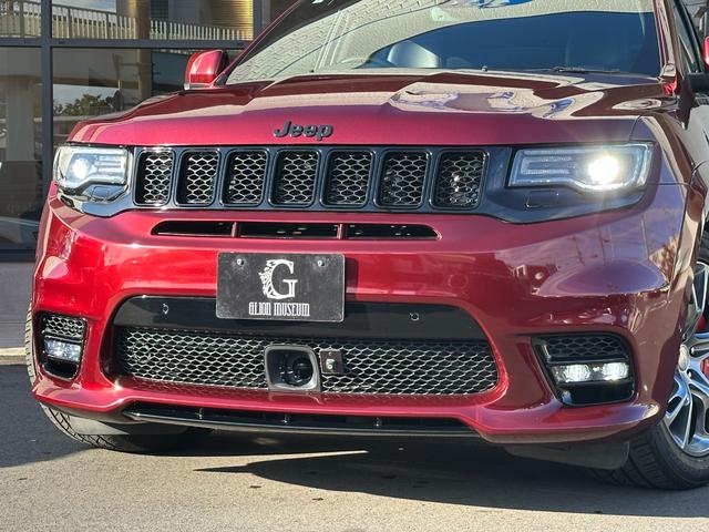 ジープ・グランドチェロキー SRT8 2019yモデル 正規ディーラー車 ワンオーナー パノラマサンルーフ ハーフレザーシート フルセグナビ AppleCarPlay&AndroidAuto ヒッチメンバー(10枚目)