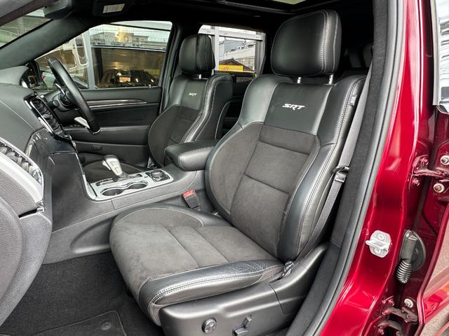 ジープ・グランドチェロキー SRT8 2019yモデル 正規ディーラー車 ワンオーナー パノラマサンルーフ ハーフレザーシート フルセグナビ AppleCarPlay&AndroidAuto ヒッチメンバー(27枚目)