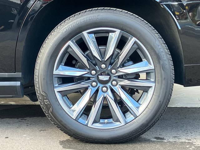 キャデラックエスカレード スポーツ 2021y・正規ディーラー車・ワンオーナー・自社管理ユーザー様・メーカー延長保証令和8年9月・整備記録簿R4 R5 R6 R7(D整備)・4WD ブラックレザー AKG36スピーカー カープレイ(18枚目)