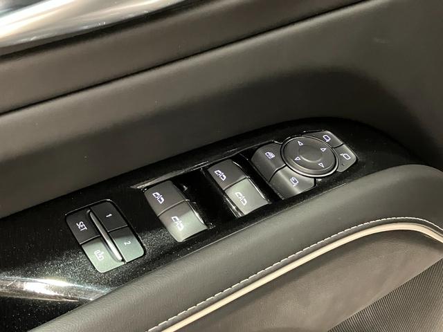 キャデラックエスカレード スポーツ 2021y・正規ディーラー車・ワンオーナー・自社管理ユーザー様・メーカー延長保証令和8年9月・整備記録簿R4 R5 R6 R7(D整備)・4WD ブラックレザー AKG36スピーカー カープレイ(29枚目)
