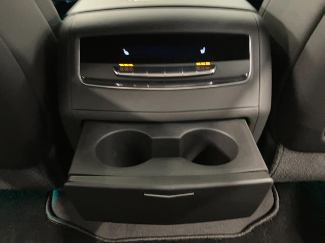 キャデラックエスカレード スポーツ 2021y・正規ディーラー車・ワンオーナー・自社管理ユーザー様・メーカー延長保証令和8年9月・整備記録簿R4 R5 R6 R7(D整備)・4WD ブラックレザー AKG36スピーカー カープレイ(35枚目)