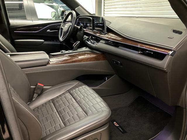 キャデラックエスカレード スポーツ 2021y・正規ディーラー車・ワンオーナー・自社管理ユーザー様・メーカー延長保証令和8年9月・整備記録簿R4 R5 R6 R7(D整備)・4WD ブラックレザー AKG36スピーカー カープレイ(39枚目)