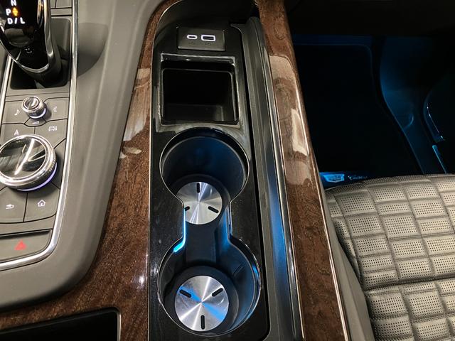 キャデラックエスカレード スポーツ 2021y・正規ディーラー車・ワンオーナー・自社管理ユーザー様・メーカー延長保証令和8年9月・整備記録簿R4 R5 R6 R7(D整備)・4WD ブラックレザー AKG36スピーカー カープレイ(54枚目)