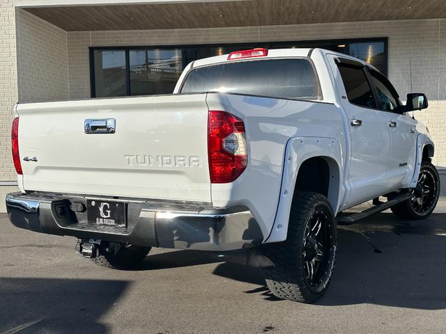 タンドラ ＳＲ５　２０１７ｙモデル・新車並行・４ＷＤ・張替ブラックハーフレザーアルパイン製（７ＤＶ）フルセグＳＤナビ・フリップダウンモニター・Ｆｕｅｌ　Ｏｆｆ－Ｒｏａｄ製Ｄ５５４　２０インチＡＷ（10枚目）