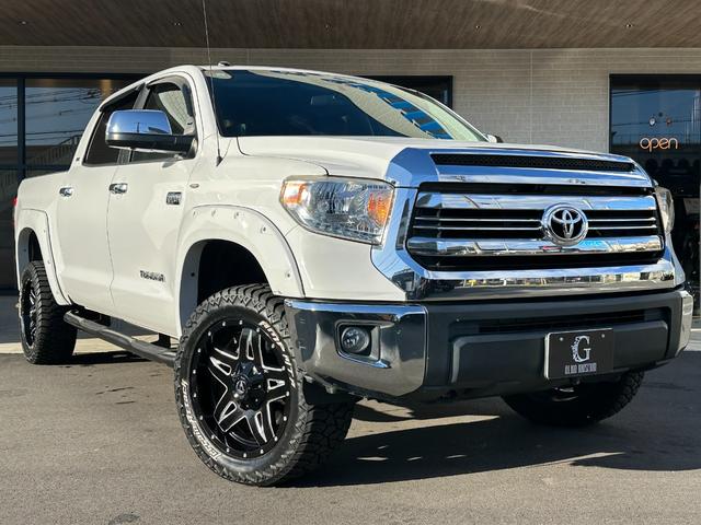 タンドラ ＳＲ５　２０１７ｙモデル・新車並行・４ＷＤ・張替ブラックハーフレザーアルパイン製（７ＤＶ）フルセグＳＤナビ・フリップダウンモニター・Ｆｕｅｌ　Ｏｆｆ－Ｒｏａｄ製Ｄ５５４　２０インチＡＷ（12枚目）