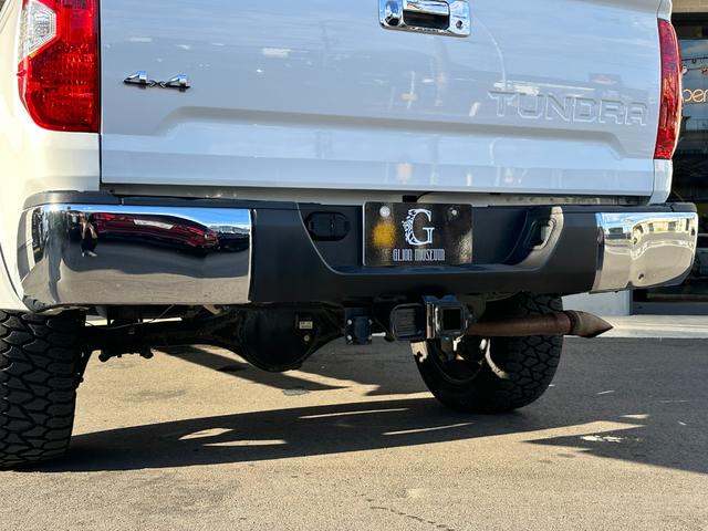 タンドラ ＳＲ５　２０１７ｙモデル・新車並行・４ＷＤ・張替ブラックハーフレザーアルパイン製（７ＤＶ）フルセグＳＤナビ・フリップダウンモニター・Ｆｕｅｌ　Ｏｆｆ－Ｒｏａｄ製Ｄ５５４　２０インチＡＷ（25枚目）