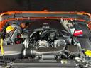 サハラ　ローンチエディション　２０１８ｙモデル　正規Ｄ車　４ＷＤ　ブラックレザー　２４ｙグリル　サンライダー　前後スチールバンパー　社外オーバーフェンダー　ＫＭＣ製ＫＭ２２９　１７インチＡＷ　カープレイ（11枚目）