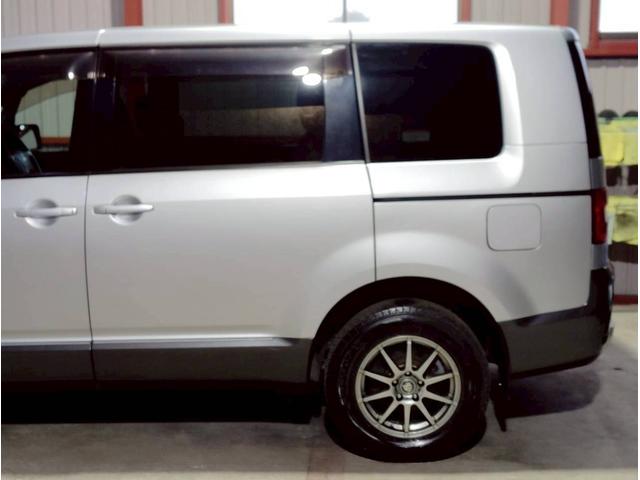 デリカＤ：５ Ｇ　パワーパッケージ　ワンオーナー　ユーザー買取　走行メーターチェック済み　社外ナビ　ワンセグ　バックカメラ　切替４ＷＤ　ＥＴＣ　パドルシフト　両側パワースライドドア　３列シート　横滑り防止機能（23枚目）