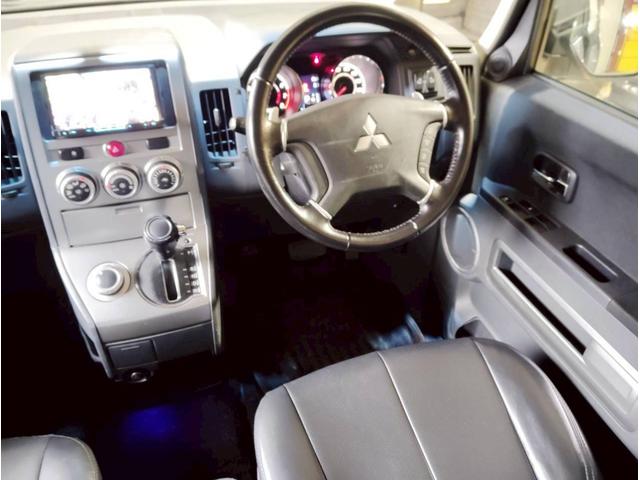 デリカＤ：５ Ｇ　パワーパッケージ　ワンオーナー　ユーザー買取　走行メーターチェック済み　社外ナビ　ワンセグ　バックカメラ　切替４ＷＤ　ＥＴＣ　パドルシフト　両側パワースライドドア　３列シート　横滑り防止機能（44枚目）