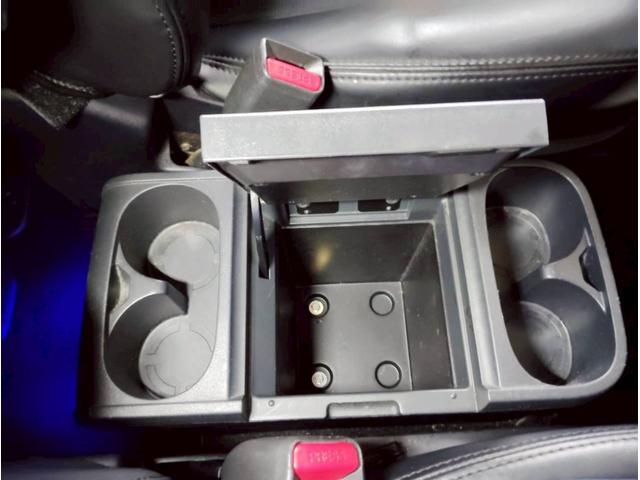 デリカＤ：５ Ｇ　パワーパッケージ　ワンオーナー　ユーザー買取　走行メーターチェック済み　社外ナビ　ワンセグ　バックカメラ　切替４ＷＤ　ＥＴＣ　パドルシフト　両側パワースライドドア　３列シート　横滑り防止機能（46枚目）