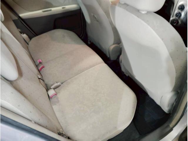 ヴィッツ Ｆ　ユーザー買取車　純正ナビ　ＬＥＤライト　キーレス　ＡＢＳ　ＰＳ　ＰＷ　マット　デアイサー　４ＷＤ（60枚目）