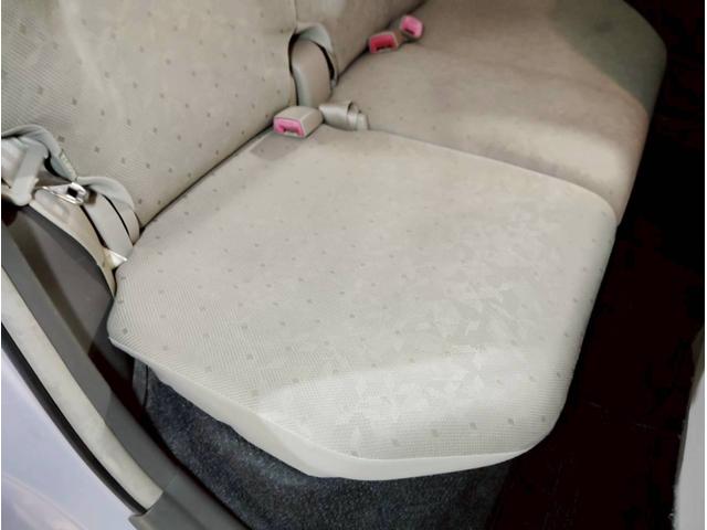 ヴィッツ Ｆ　ユーザー買取車　純正ナビ　ＬＥＤライト　キーレス　ＡＢＳ　ＰＳ　ＰＷ　マット　デアイサー　４ＷＤ（61枚目）