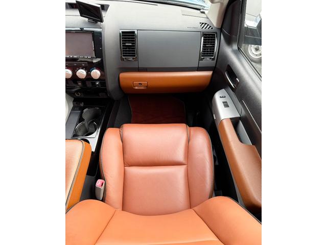 タンドラ SR5 SR5 V8 5.7 左ハンドル ワンオーナー(28枚目)