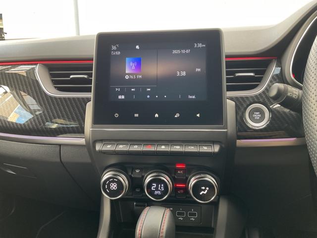 アルカナ ルノー スポール ラインマイルドハイブリッド ナビ、7インチディスプレイ、AppleCarPlay、Android auto、衝突軽減ブレーキ、360°カメラ、前席シートヒーター、ステアリングヒーター、LED 全周囲カメラ レーンアシスト(4枚目)