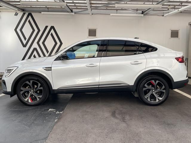 アルカナ ルノー スポール ラインマイルドハイブリッド ナビ、7インチディスプレイ、AppleCarPlay、Android auto、衝突軽減ブレーキ、360°カメラ、前席シートヒーター、ステアリングヒーター、LED 全周囲カメラ レーンアシスト(17枚目)