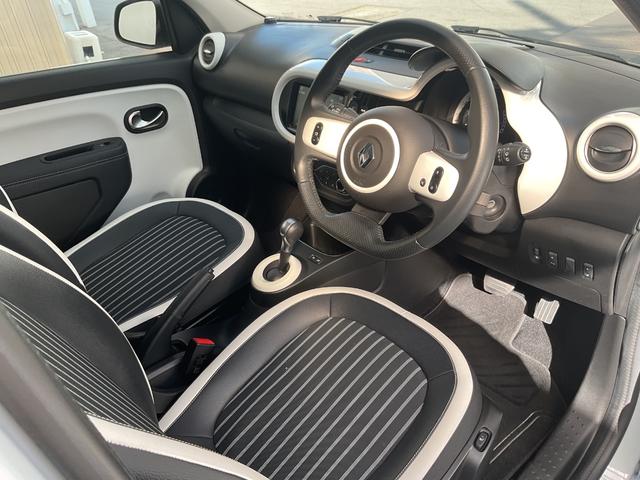 トゥインゴ インテンス リミテ 専用ナビゲーション+地デジチューナー&car playAndroidauto搭載 (ブランクォーツM)(58枚目)