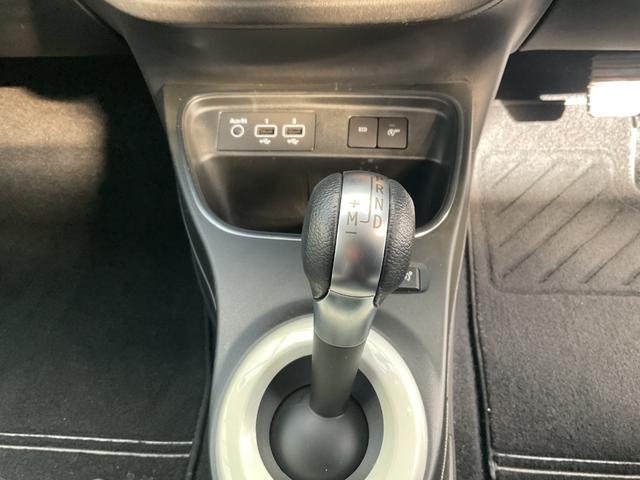 トゥインゴ インテンス リミテ 専用ナビゲーション+地デジチューナー&car playAndroidauto搭載 (ブランクォーツM)(67枚目)