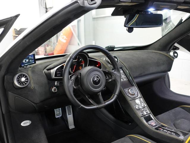 ６５０Ｓ スパイダー　左Ｈ／スポエキ／純正カーボンオプション（Ｆバンパー／サイドインテーク／インテリアパネル／ハンドル／ドアブレード）／スポーツエギゾースト／ＯＰ鍛造／ステルス／フロントリフト／プロテクション施工済（4枚目）