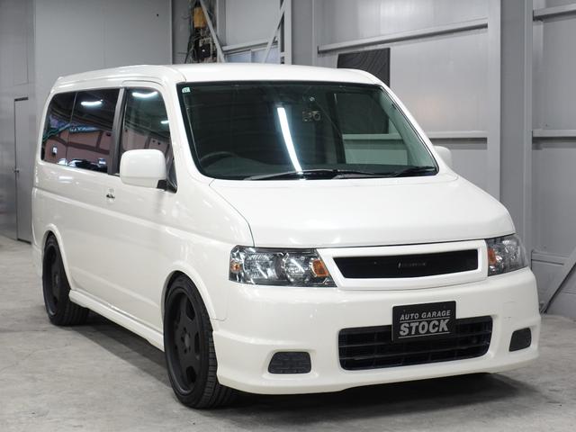 ステップワゴン スパーダ２４Ｔ　無限グリル／ＴＥＩＮ車高調／Ｖｉｅｎｎａディッシュ１９インチアルミ／社外マフラー／パワースライドドア／Ｃａｒｒｏｚｚｅｒｉａナビ／バックカメラ／オートエアコン／ＬＥＤルームランプ／ヘッドライトＰＰＦ（5枚目）