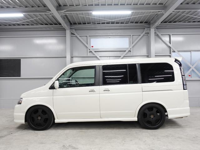 ステップワゴン スパーダ２４Ｔ　無限グリル／ＴＥＩＮ車高調／Ｖｉｅｎｎａディッシュ１９インチアルミ／社外マフラー／パワースライドドア／Ｃａｒｒｏｚｚｅｒｉａナビ／バックカメラ／オートエアコン／ＬＥＤルームランプ／ヘッドライトＰＰＦ（6枚目）