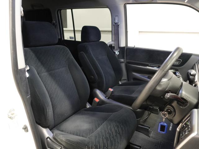 ステップワゴン スパーダ２４Ｔ　無限グリル／ＴＥＩＮ車高調／Ｖｉｅｎｎａディッシュ１９インチアルミ／社外マフラー／パワースライドドア／Ｃａｒｒｏｚｚｅｒｉａナビ／バックカメラ／オートエアコン／ＬＥＤルームランプ／ヘッドライトＰＰＦ（12枚目）