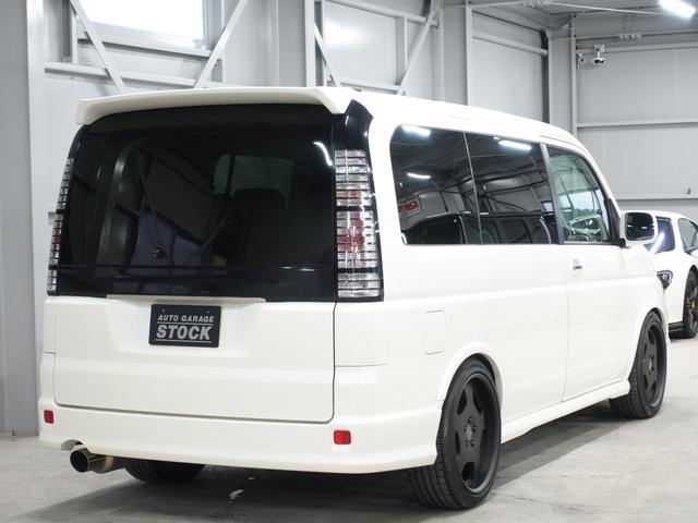 ステップワゴン スパーダ２４Ｔ　無限グリル／ＴＥＩＮ車高調／Ｖｉｅｎｎａディッシュ１９インチアルミ／社外マフラー／パワースライドドア／Ｃａｒｒｏｚｚｅｒｉａナビ／バックカメラ／オートエアコン／ＬＥＤルームランプ／ヘッドライトＰＰＦ（23枚目）